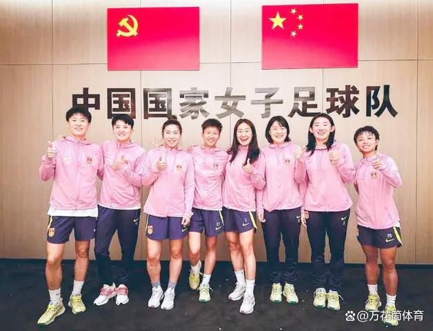 他直接来到自己的士兵阵前，双手背在身后，反复强调一句话：所有人听令。